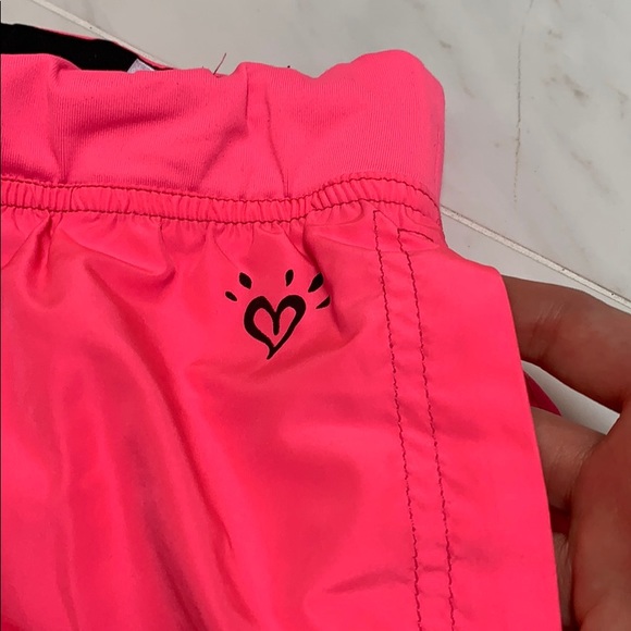 BOGO Justice girls neon pink capri pants size 8 - Picture 2 of 4